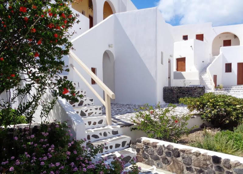 Adamastos Hotel Akrotiri  Exterior photo